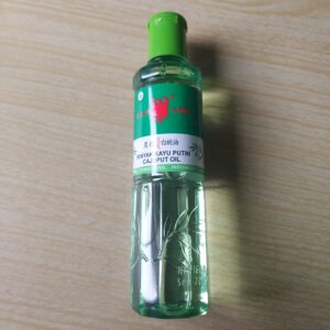 Cap Lang Minyak Kayu Putih 120 ml
